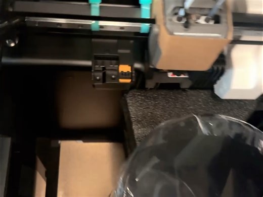h2c 最漂亮的3D打印机没有之一，外观做工非常好，里边保护的非常不错！