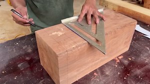 Create a Robust, Professional-Grade Dining Table Using Redwood: The Ultimate Woodworking Project