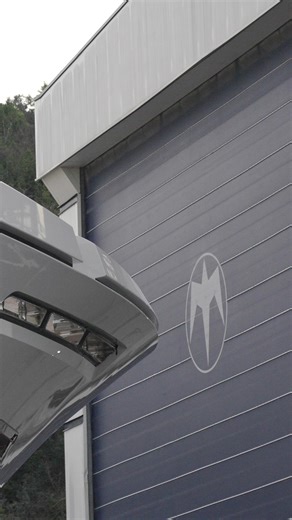 Have you ever wondered how a launch at Baglietto looks like? Check out the video of M/Y Infinity touching the water for the first time on Saturday, February 17th 2024. T52 M/Y Infinity (2024) exterior design: @paszkowskidesign interior design: @paszkowskidesign in collaboration with @margherita.casprini @marinemarketing_yachts #baglietto #bagliettoyachts #bagliettoT52 #yacht #yachtworld #superyacht #madeinitaly #italiandesign #yachtdesign #hybrid #hybridyacht #bagliettoT52hybrid | Baglietto Yach