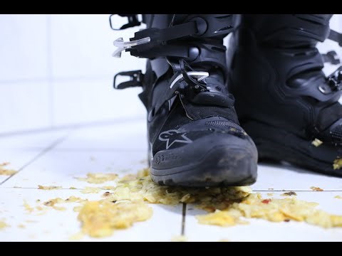 Alpinestars Tech 7 MX Boots stomping apple, foodstomping
