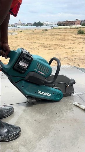 Makita Cordless Power Cutter CE001G