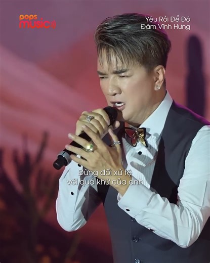 773K views · 14K reactions | Đàm Vĩnh Hưng chứng tỏ đẳng cấp của mình với phần hát live như nuốt đĩa ca khúc này 拾拾拾 Cre: YÊU RỒI ĐỂ ĐÓ - ĐÀM VĨNH HƯNG X ĐÔNG THIÊN ĐỨC | LIVE PERFORMANCE #YeuRoiDeDo #DamVinhHung #POPSMusic --------------- © Bản quyền của video này thuộc về Đàm Vĩnh Hưng- đối tác POPS. © The copyright of this video belongs to Dam Vinh Hung- a POPS partner. videoid: kX8Wia9iEoQ | POPS Music | Facebook