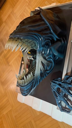 1/2 Alien Queen Wallmount limited to 500 pieces worldwide #hollywood #hcg #aliens