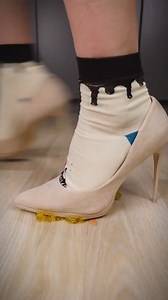227K views · 694 reactions | Tan high heels smash an egg #asmr #crushing #shoes#asmr #shorts #trending #virals #viralreels #satisfying #shoes | ITeste | Facebook