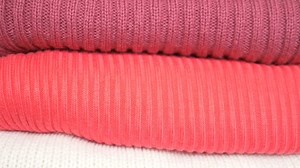 Knitten Things Sweaters Lying Pile 4k 库存影片视频（100% 免版税）1008858869 | Shutterstock