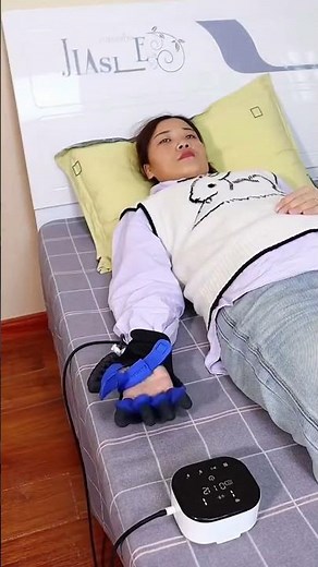 Effortless Exercise Automatic Hand Trainer Gloves ( # 2279 ) 1️⃣ Product Link in Bio