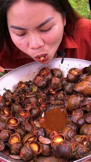 Wow so yummy snail fried , snails recipe #shorts #short #food