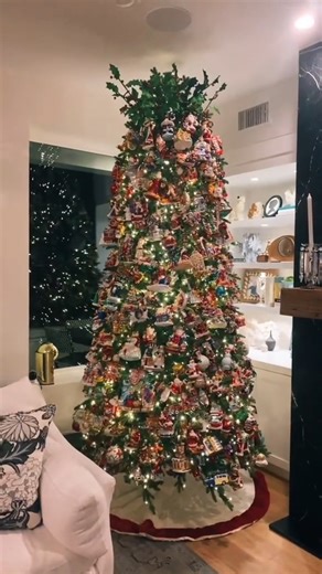 pov it’s christmas season 🎄🎅🏼 cd 98 days! ♥️ #Christmas | Christmas All Year Long