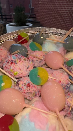 Delightful Donuts by Domo: Blueberry and Cotton Candy Candied Grapes Fruit Tray