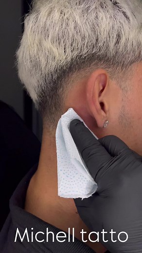Tatuagem Masculina Blessed: Ideias e Significados