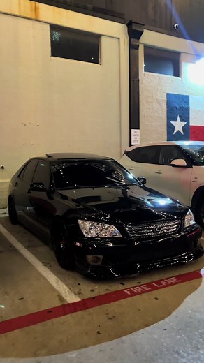 Batman ahh car #carsoftiktok #cartok #lexus #is300 #tint | lexus is300