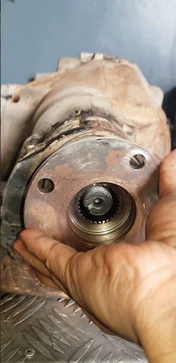 Land cruiser differential seal replacement