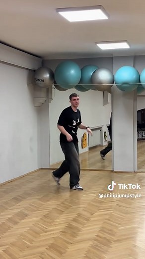 Jumpstyle Dance Tutorial for Beginners