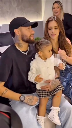 Neymar & Bruna with Mavi 😍♥️ #neymar #neymarjr ##shortviral #mavi #neymarjramin #shorts
