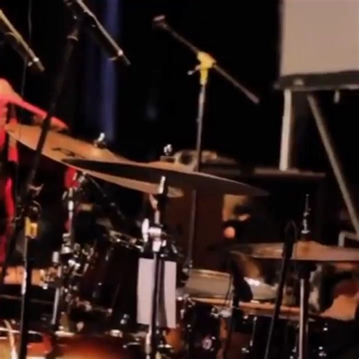 Nadin Amizah konser 2019 — video lama 25 Mei 2019