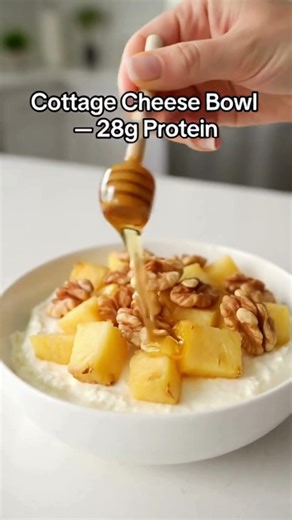 3 High-Protein Breakfast Bowls That Keep You Full 💪🥣
