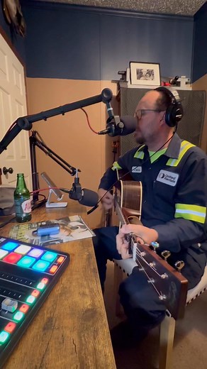 #anyoldtime Josh Williams | The Hometown Bluegrass Show