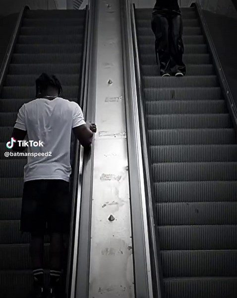 Batman Speed: Explore the Fastest Hero