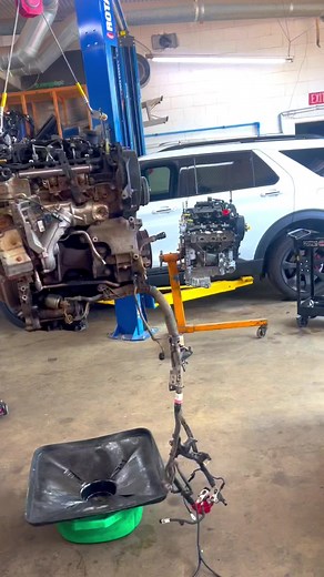 10K views · 99 reactions | 3.0 PowerStroke No Start Mystery #ford #fordtech #fordmechanic #3.0 #fordperformance #fordf150 #mechanic #fordf250 #fordsuperduty #fordfseries #superduty #powerstroke #engine #ecoboost #flyingwrenches #snapon #snapontools #mactools #matcotools #fyp #viral #viralreels #mechanictips #diy #mechanicreels #mechanichelp #automotive #automotivetech #automotivetechnician | Flying Wrenches Automotive | Facebook