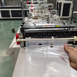[Hot Item] Tissue Paper Outer Package Plastic Bag Making Machine Video