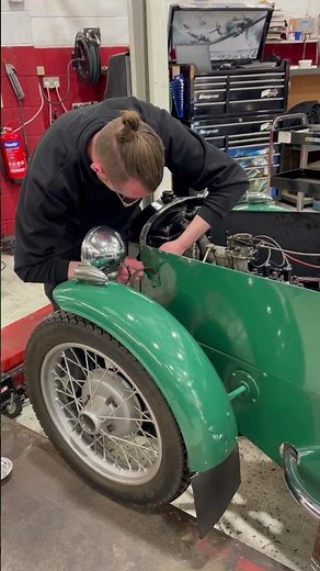 The road to the John Haynes Classic Motor Show has begun 🚗