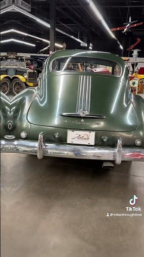 This 1950 Pontiac Streamliner Deluxe cost $2690 when it was new.