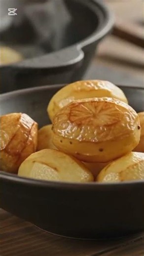 Золотистый картофель и нежнейшее мясо: Как приготовить идеальный Казан-Кебаб. Рецепт в описании.