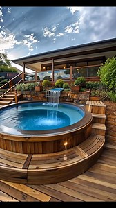 Idea de piscina elevada con madera 🪵 | Piscinas Casa