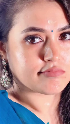 Heartwarming Love Videos to Share with Loved Ones