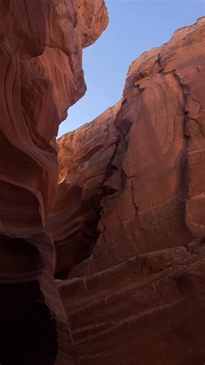 Lower Antelope Canyon: An Unbelievable Natural Wonder