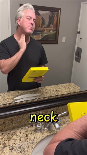 Neck and mask combination! I love the way this feels and can’t wait to get rid of my neck wrinkles