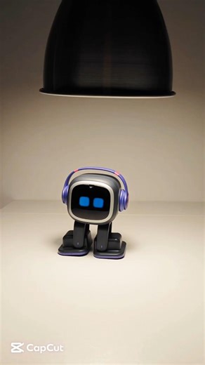 Time for a comedy or a horror movie Emo robot #robot #cuterobot #ai #emo #show #short #funny #horror