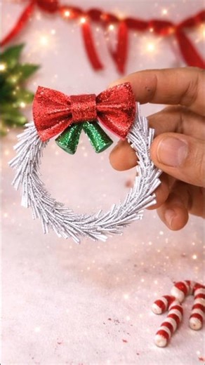 DIY Sparkly Mini Wreath: Perfect for Gifts & Decor! #mazemenddiy #christmas #christmaswreath