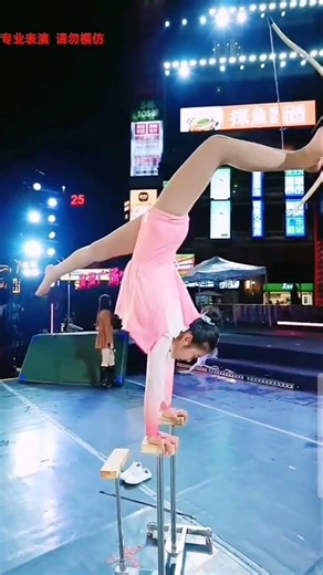 Incredible Acrobatics: Must-See Performance Gets a Thumbs Up