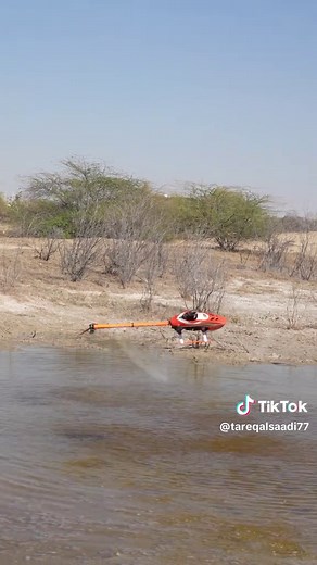 Flying the Goosky RS5 RC Helicopter Over Water