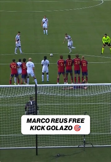 HE HAD THE GOALKEEPER FROZEN 🥶 The German legend goes up and over the wall to give @LA Galaxy the lead 👏 (via @Major League Soccer) #MLS #marcoreus #lagalaxy
