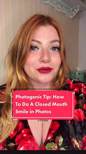 DAY 14: PHOTOGENIC BOOTCAMP | Here’s 3 tips for getting a perfect closed mouth smile in photos. The key to making your closed mouth smile look natural (instead for creepy!) is making sure that the corners of your smile go up instead of out. Here are 3 tips to help… ✅ TIP ONE: Clench your jaw and then smile. Yes, this is a dentist’s worst nightmare… but it works! ✅ TIP TWO: Press your tongue against the roof of your mouth while you’re smiling. ✅ TIP THREE: Say the word “prune,” then do a closed m