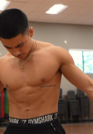 Always working @Gymshark code FAVIAN10 #fyp #parati #working | gymshark code