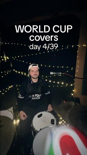 DAY 4/39 ⚽ THNKS FR TH MMRS - FALL OUT BOY