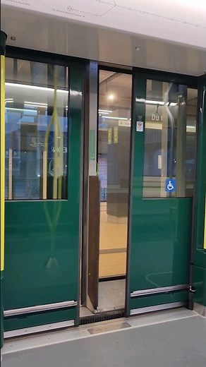 REM Doors Opening and Closing #montreal #alstom #rem