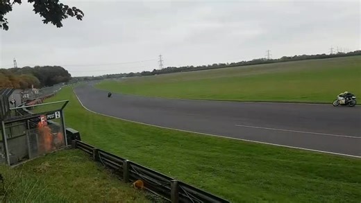 A last minute decision to finish off the season with a trip to Castle Combe circuit to take part in the parade laps. Ed is riding today and we have a couple more runs tomorrow #castleCombe #NGRacing 😁 | Wiz Norton Racing