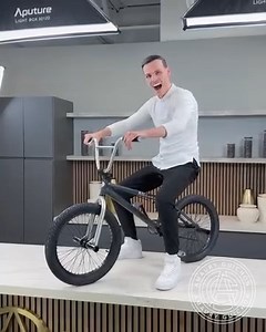 For years, I’ve dreamed of creating a fully functional chocolate chain — and today that dream came to life in the form of a life-size BMX bike made entirely of chocolate. Every element, down to the chain itself, is crafted from this delicate medium. It’s incredibly fragile, yet it works! I’m excited to share this crazy milestone with you all… What challenge do you think I should take on next? | Amaury Guichon