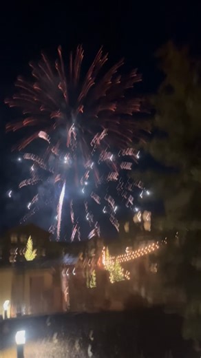 🎆 Park City fireworks mountain concerts = pure magic. With Sundance around the corner, the energy up here is next level! I love how Park City feels like a mini getaway, just 40 minutes from home, but a completely different world. From luxury ski homes to mountain retreats, this area is such a special place to live and invest. 🏔️✨ Thinking about a Park City property? I’d love to guide you through the market. Amy Laster-Haynes Better Homes & Gardens Real Estate 📞 801-687-4663 #ParkCity #Sundanc