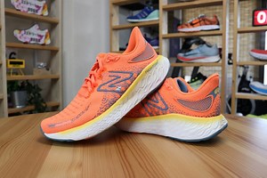 【ニューバランス】「FRESH FOAM 1080 v12」は軽量クッションが魅力のデイリートレーナー | RuntripMagazine[ラントリップマガジン]