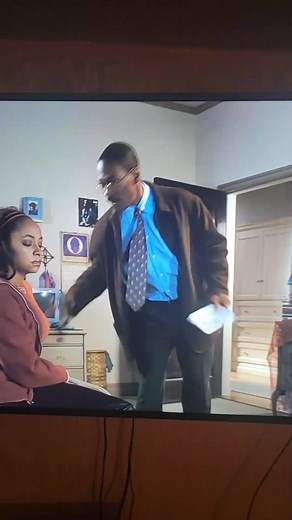 Why his face like that #fyp #funny #doctordolittle #ravensymone #eddiemurphy