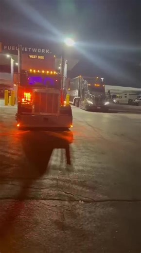 Exploring the Peterbilt 379 in Colorado