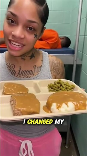 Inmate Shows Her Tray… Then Flips It | Jail Cell Footage