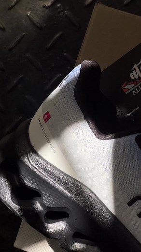 Exploring Cloudtilt: Ultramarine and Eclipse Variants