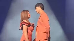 3.9M views · 48K reactions | WILLBEA’S FOREHEAD KISS  Bea Binene and Wilbert Ross, a.k.a. WillBea, set hearts racing and had the Araneta crowd roaring at the Vivarkada Grand FanCon & Concert when Wilbert surprised Bea with a sweet forehead kiss. | via John Romme Alba/LatestChika.com | Philippine Star | Facebook