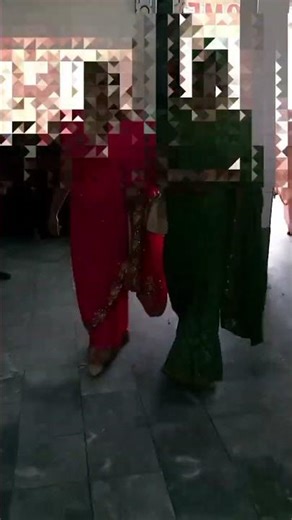 in dono me konsi wali hon comnt me btao